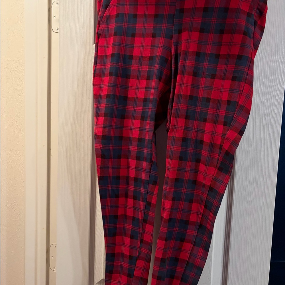 Torrid Size 2 Red and Navy Leggings - only worn twice